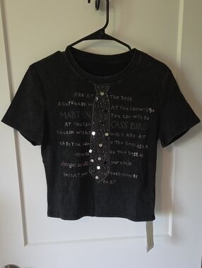 NWT Inbba Cropped T